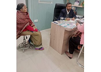 Dr. Ashish Jain, MBBS, MS, M.Ch - BACK & NECK CLINIC