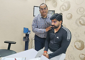 Dr. Ashish Jaiswal, MBBS, MD, FCCP, FCCS, MERS, MISCCM, MSAAAI