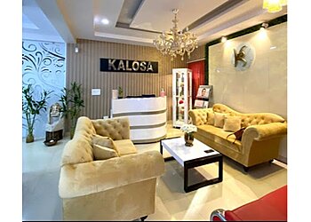 Dr. Ashish Khare, MBBS, MS, MCh - KALOSA CLINIC