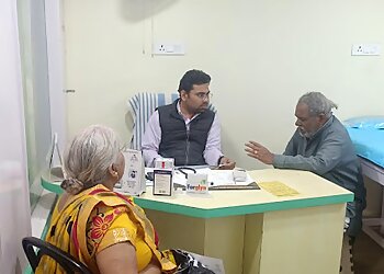 Dr. Ashutosh Mishra, MBBS, DNB