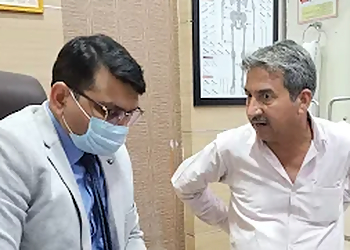 Dr. Ashutosh Shrivastava, MBBS, MS, M.Ch