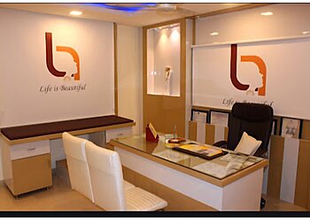 Dr. Ashwini Dash, MBBS, MS, MCh - LIFE AESTHETICS