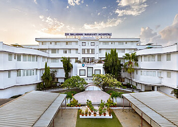 Dr. Avanish Arora, MBBS, DNB, M.Ch, MS - NANAVATI MAX SUPER SPECIALITY HOSPITAL