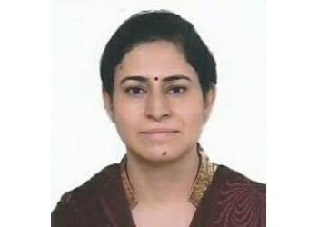 Aligarh Ophthalmologists Dr. Awanjala Varshney, MBBS, MS, DNB, MNAMS - VARSHNEY CHEST CLINIC & EYE CARE CENTRE  image 1