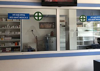 Dr. B. Pradeep Kumar Reddy MD, FLVPEI, FAICO - SRINIVASA SUPERSPECIALITY EYE AND DENTAL CLINIC