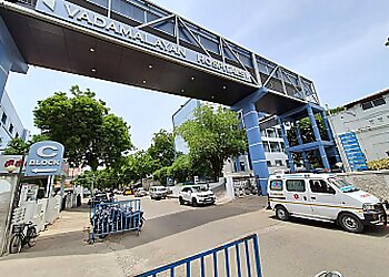 Dr. B R J Kannan, MBBS, MD, DM, DNB - VADAMALAYAN HOSPITALS