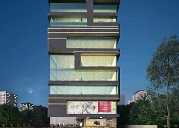 Dr. Bhaumik Prabhatsinh Thakor, MBBS, MS, MCh - BRAIN AND SPINE CLINIC