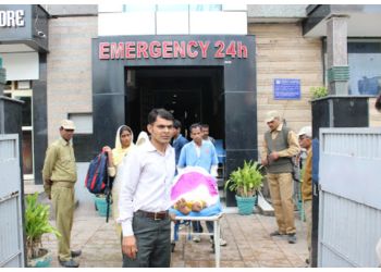 3 Best Neurologist Doctors in Meerut - Expert Recommendations