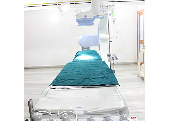 Dr. Chandan Modak, MBBS, MD, DM, FACC