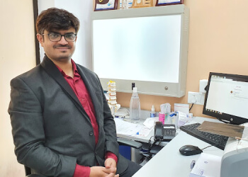 Dr. Chandrakanth M V, MBBS, MD, DM - Narayana Superspeciality Hospital