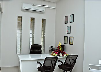 Dr. Chirag Bhalodia, BDS, MDS - SURESMILE ORTHODONTIC & MULTI-SPECIALITY DENTAL CLINIC