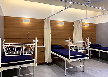 Dr. Deepa Maniar, MBBS, MD - MANGALAM MATERNITY HOME & SURGICAL HOSPITAL