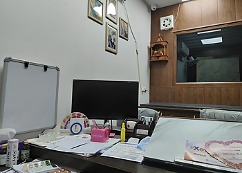 Dr. Deepak Chandra Srivastava, MBBS, MD - OSBORN CLINIC