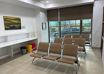 Dr. Deepak Kumar Dangwal, MBBS, MD - KOKILABEN DHIRUBHAI AMBANI HOSPITAL