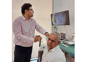 Dr. Deepak Phulwani, MBBS, MS