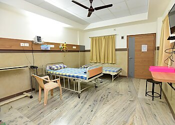 Dr Deepak S, MBBS, DNB, FRCS, FEBNS - MANGALA HOSPITAL & MANGALA KIDNEY FOUNDATION