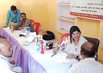 Dr. Deepti Jain, MBBS, DO, DNB, FSEI - DEEPDRISHTI EYE CLINIC