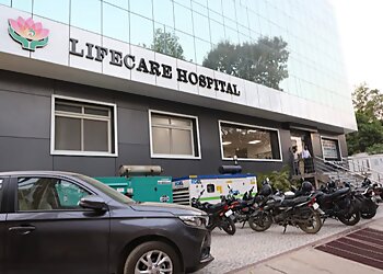 Dr. Dekid Palmo, MBBS, MS, M.Ch - LIFECARE HOSPITAL