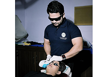 Dr. Dennis Henry, MBBS, MD, DNB, IFAAD, FRCP - DR HENRY'S SKIN CLINIC