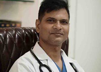 Kanpur Kidney Specialist Doctors Dr. Deshraj Gurjar, MBBS, MD, DM  image 1