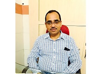 ग्वालियर निश्चेतना विशेषज्ञ चिकित्सक Dr. Devendra Gupta, MBBS, MS - ALOK NURSING HOME छवि 1