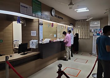 Dr. Dhansagar Wakle, MBBS, MS, M.Ch - ASTER AADHAR HOSPITAL