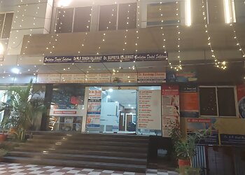 Dr. Dhiresh Jaiswal, MBBS, DTCD, DNB