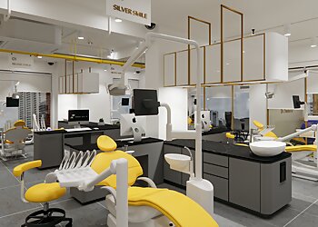 Dr. Digant Thakkar, BDS, MDS - SILVER SMILE DENTAL SPECIALIST