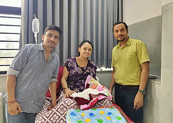 Dr. Dipen Parekh, MBBS - Aagman Hospital