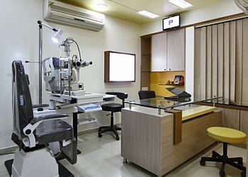 Dr. Surbhi Kapadia, MBBS, MS - AADICURA SUPERSPECIALITY HOSPITAL