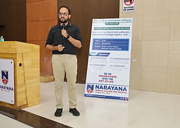 Dr. Dwarakanath Reddy Vembuluru, MBBS, MS, DNB