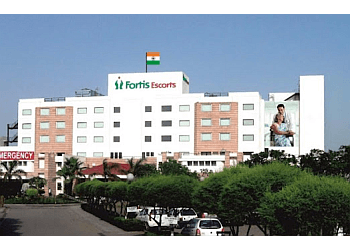 Dr. Fayaz Ahmad Wani, MBBS, MD, DM - FORTIS ESCORTS HOSPITAL