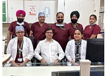 Dr. Fayaz Ahmad Wani, MBBS, MD, DM - FORTIS ESCORTS HOSPITAL