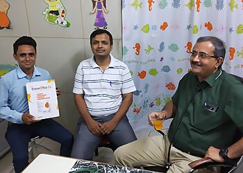 Dr. Gaurav Gomber, MBBS, MD