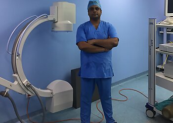 Dr. Gaurav Prakash, MBBS, MS, M.Ch - PARK CLINIC