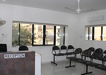 Dr. Gautam Makadiya, MBBS, MD, DM - SHASHWAT HAEMATO-ONCO