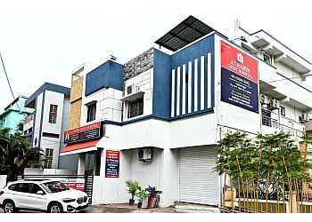 Dr. Giriraj Bomma, MBBS, MD, FCCP - ATHARVA CHEST HOSPITAL