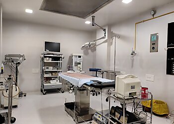 Dr. Girish Harkut, MBBS, MS