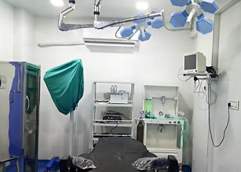 Dr. Girish Kulkarni, MBBS, DOL