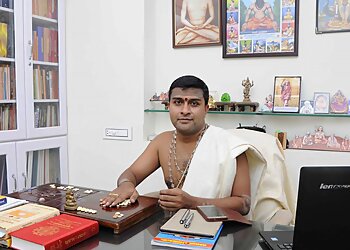 Thiruvananthapuram Astrologers Dr. Gopalakrishna Sharma - GURU PARAMPARA image 1