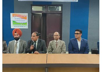 Dr. Gurpreet Singh, MBBS, MD, FNB