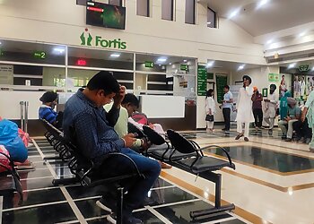 Dr. Hakeem Ansar Hussain, MBBS, MD, DM - FORTIS ESCORTS HOSPITAL