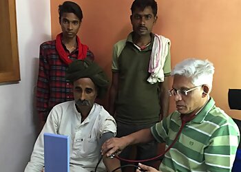 Dr. Har Lal Parihar, MBBS, MD - PARIHAR CHEST HOSPITAL