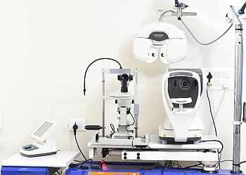 Dr. Haresh B Kheni, MBBS, M. S - SHREE NANDAN EYE HOSPITAL