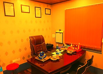 Dr. Haris Manzoor Qadri, MBBS, MS - ADVANCED EAR NOSE THROAT ENDOSCOPY CENTER