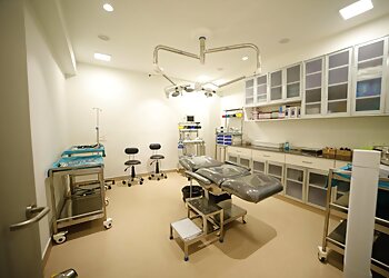 Dr. Harish Ghildiyal, MBBS, MS, M.Ch - MEDICRAFT CLINIC