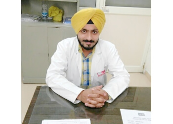 Dr. Harpreet Singh, MBBS, MD - THE HEALING TOUCH CLINIC