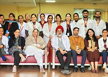 Dr. Harpreet Singh, MBBS, MD, DNB - MOHANDAI OSWAL HOSPITAL