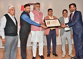 Dr. Harsh Saxena, MBBS, DNB, MNAMS - NEURO & SPINE CLINIC