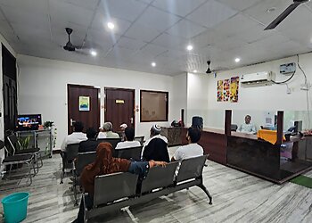 Dr. Himanshu Chaturvedi, MBBS, MD, PDCC, PDF